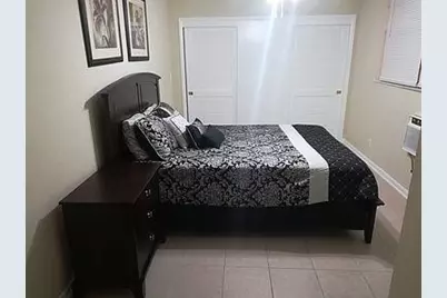 9420 S Hollybrook Lake Drive #305, Pembroke Pines, FL 33025 - Photo 4