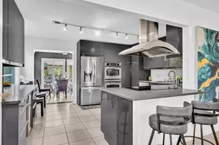 1124 NE 18th Ave, Fort Lauderdale, FL 33304 - Photo 2