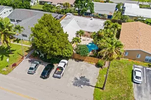 1681 NE 56th St, Fort Lauderdale, FL 33334 - Photo 2