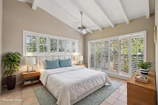 1709 NE 28th Dr, Wilton Manors, FL 33334 - Photo 14