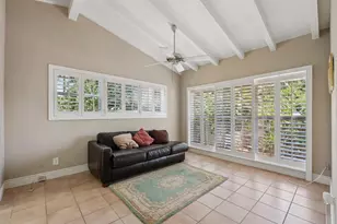 1709 NE 28th Dr, Wilton Manors, FL 33334 - Photo 16