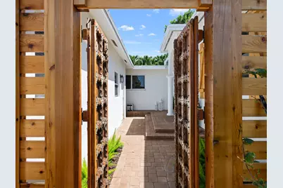 812 NW 26th Street, Wilton Manors, FL 33311 - Photo 22