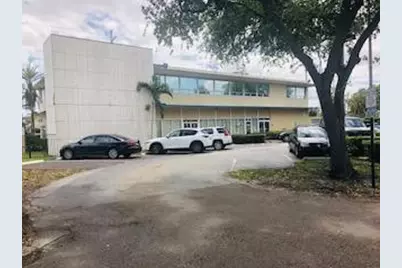 140 S Federal Highway, Dania Beach, FL 33004 - Photo 1
