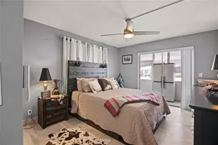 352 Saxony Trail, Delray Beach, FL 33446 - Photo 10