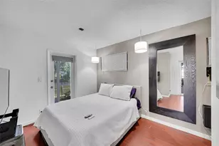 1736 NW 38th St, Oakland Park, FL 33309 - Photo 42