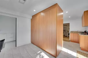 1736 NW 38th St, Oakland Park, FL 33309 - Photo 52