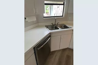 2825 Stoneway Lane, Fort Pierce, FL 34982 - Photo 8