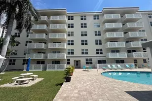 1901 S Ocean Dr, Hollywood, FL 33019 - Photo 2