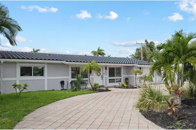 2228 SE 10th Street, Pompano Beach, FL 33062 - Photo 2