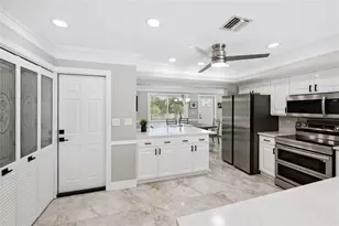 2228 SE 10th St, Pompano Beach, FL 33062 - Photo 8