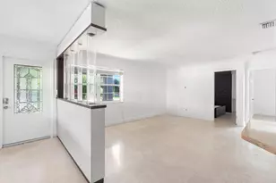 1498 NE 39th St, Fort Lauderdale, FL 33334 - Photo 4