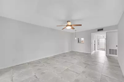 9761 Sunrise Lakes Boulevard #301, Sunrise, FL 33322 - Photo 6