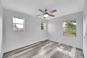 9761 Sunrise Lakes Blvd, Sunrise, FL 33322 - Photo 10