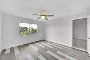 9761 Sunrise Lakes Blvd, Sunrise, FL 33322 - Photo 8