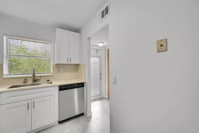 9761 Sunrise Lakes Boulevard #301, Sunrise, FL 33322 - Photo 2