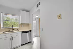 9761 Sunrise Lakes Blvd, Sunrise, FL 33322 - Photo 2