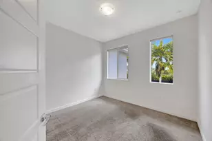 17624 SW 149th Pl, Miami, FL 33187 - Photo 14