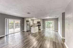 7971 NW 35th Ct, Coral Springs, FL 33065 - Photo 4