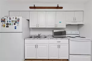 800 SW 30th St, Fort Lauderdale, FL 33315 - Photo 16