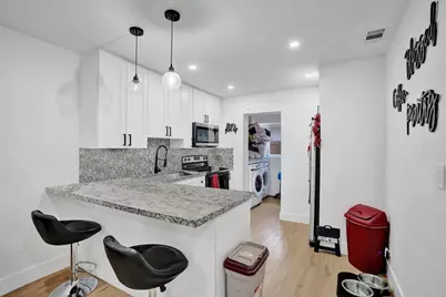 209 NE 9th Street, Pompano Beach, FL 33060 - Photo 4