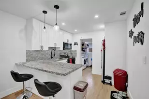 209 NE 9th St, Pompano Beach, FL 33060 - Photo 4