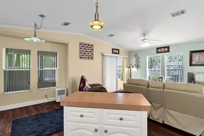 809 Putter Place, Pompano Beach, FL 33069 - Photo 14