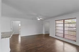 8470 NW 28th St, Sunrise, FL 33322 - Photo 10