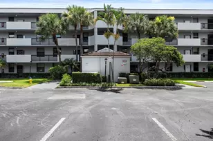 4134 S Carambola Cir Unit, Pompano Beach, FL 33066 - Photo 4