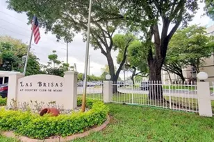 7035 NW 186th St, Hialeah, FL 33015 - Photo 1