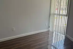 7035 NW 186th St, Hialeah, FL 33015 - Photo 12