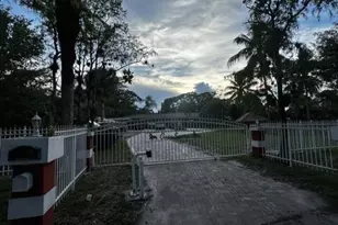 5800 Pine Tree Rd, Parkland, FL 33067 - Photo 30