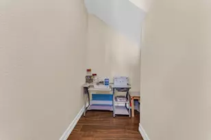 11330 SW 12th St, Pembroke Pines, FL 33025 - Photo 32