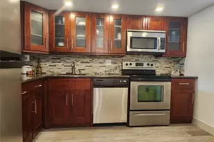 3241 Holiday Springs Blvd, Margate, FL 33063 - Photo 4