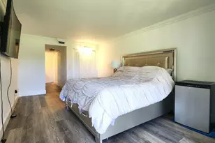 3241 Holiday Springs Blvd, Margate, FL 33063 - Photo 12