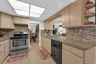 4920 NW 55th St, Tamarac, FL 33319 - Photo 10