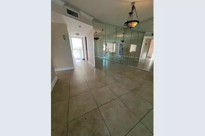 8200 Sunrise Lakes Boulevard #212, Sunrise, FL 33322 - Photo 4