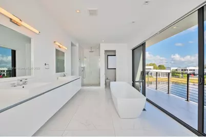 16768 Natures Way, Weston, FL 33326 - Photo 24