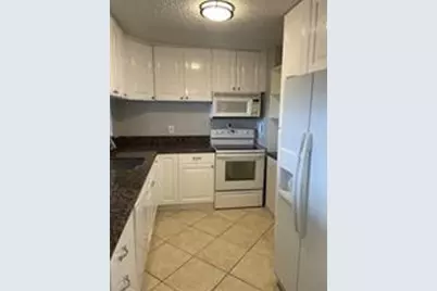 3015 N Ocean Boulevard #18J, Fort Lauderdale, FL 33308 - Photo 8