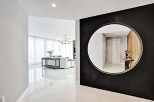 100 E Las Olas Blvd, Fort Lauderdale, FL 33301 - Photo 2