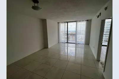 1750 N Bayshore Drive #5011, Miami, FL 33132 - Photo 4