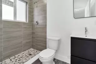 2451A NW 21st St, Fort Lauderdale, FL 33311 - Photo 4