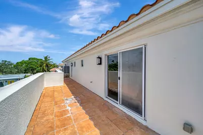 1368 Bayview Drive, Fort Lauderdale, FL 33304 - Photo 52