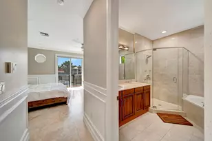 1368 Bayview Dr, Fort Lauderdale, FL 33304 - Photo 32