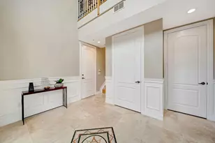 1368 Bayview Dr, Fort Lauderdale, FL 33304 - Photo 8