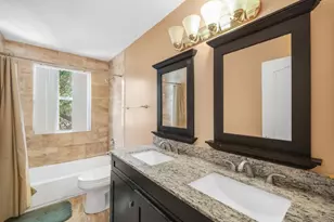 10361 NW 11th Ct, Plantation, FL 33322 - Photo 6