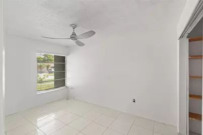 9700 NW 10th Street, Pembroke Pines, FL 33024 - Photo 20