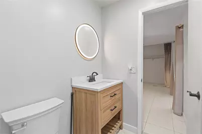 9700 NW 10th Street, Pembroke Pines, FL 33024 - Photo 16