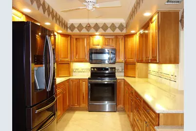 3507 Oaks Way #307, Pompano Beach, FL 33069 - Photo 8