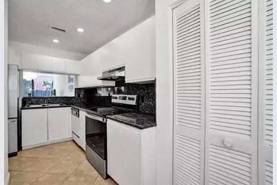 1415 S Miami Road #B, Fort Lauderdale, FL 33316 - Photo 10