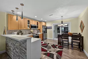 2115 NE 15th Ave, Wilton Manors, FL 33305 - Photo 1